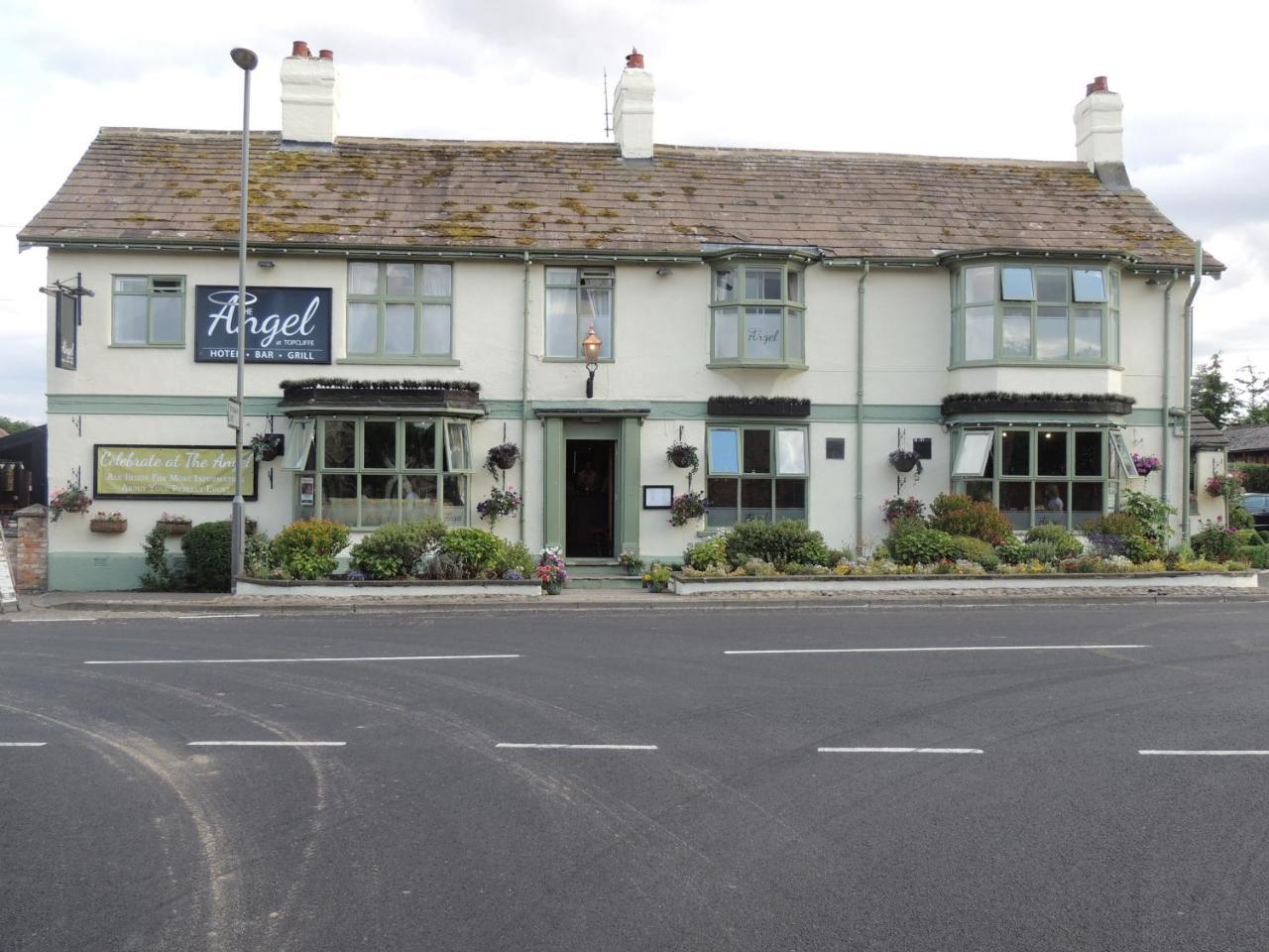 The Angel At Topcliffe Exterior photo